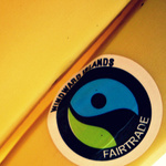 Banane mit FairTrade-Siegel