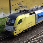 Der Anteil der umweltfreundlicheren Transporte per Bahn und Binnenschiff ist gesunken. Zug