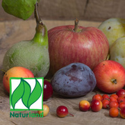 Regionales Obst mit Naturland-Siegel