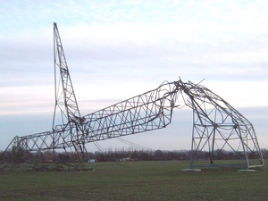 Zerstörungen durch Orkane und Tornados